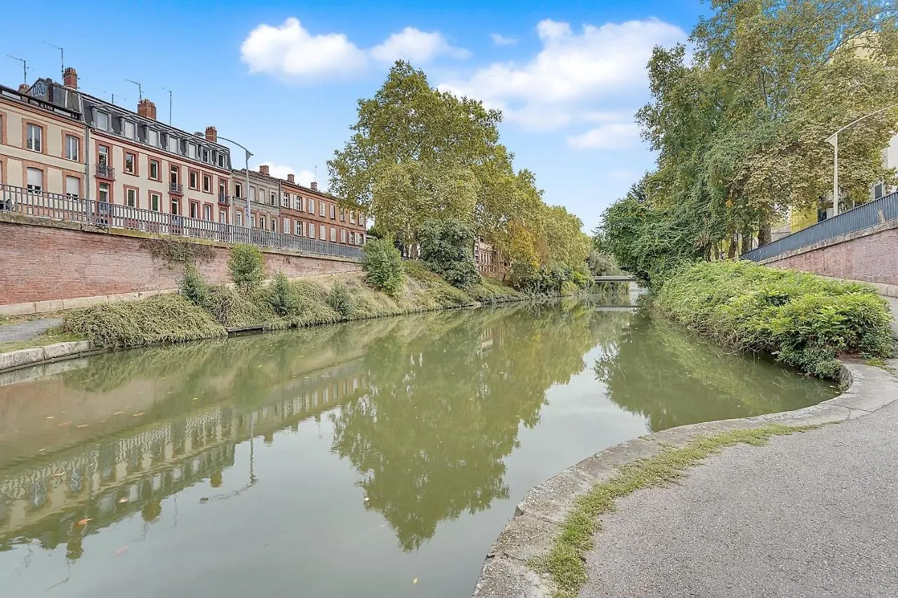 Apartment Very Nice Studio Ideal For Couple In Toulouse